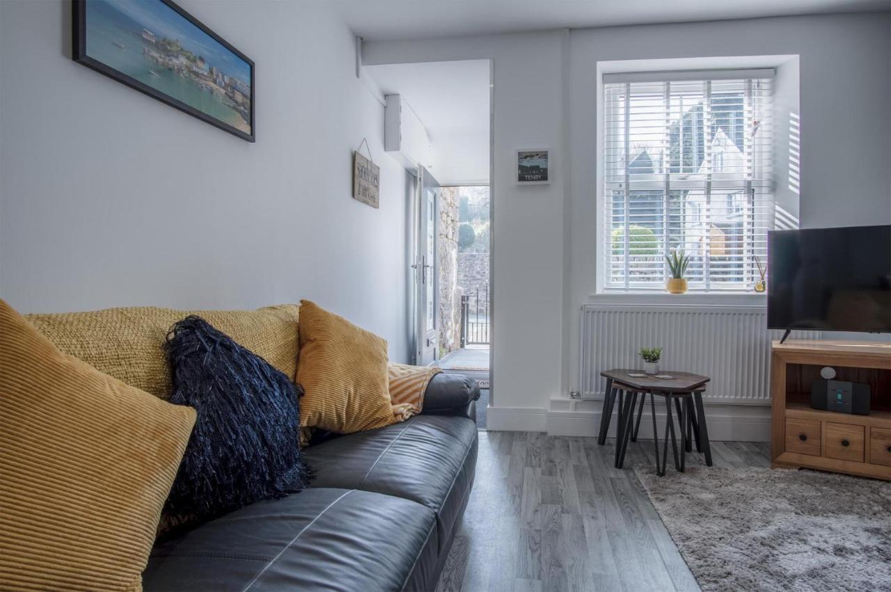 Hawtree Cottage - 2 Bedroom Cottage - Tenby Exterior foto